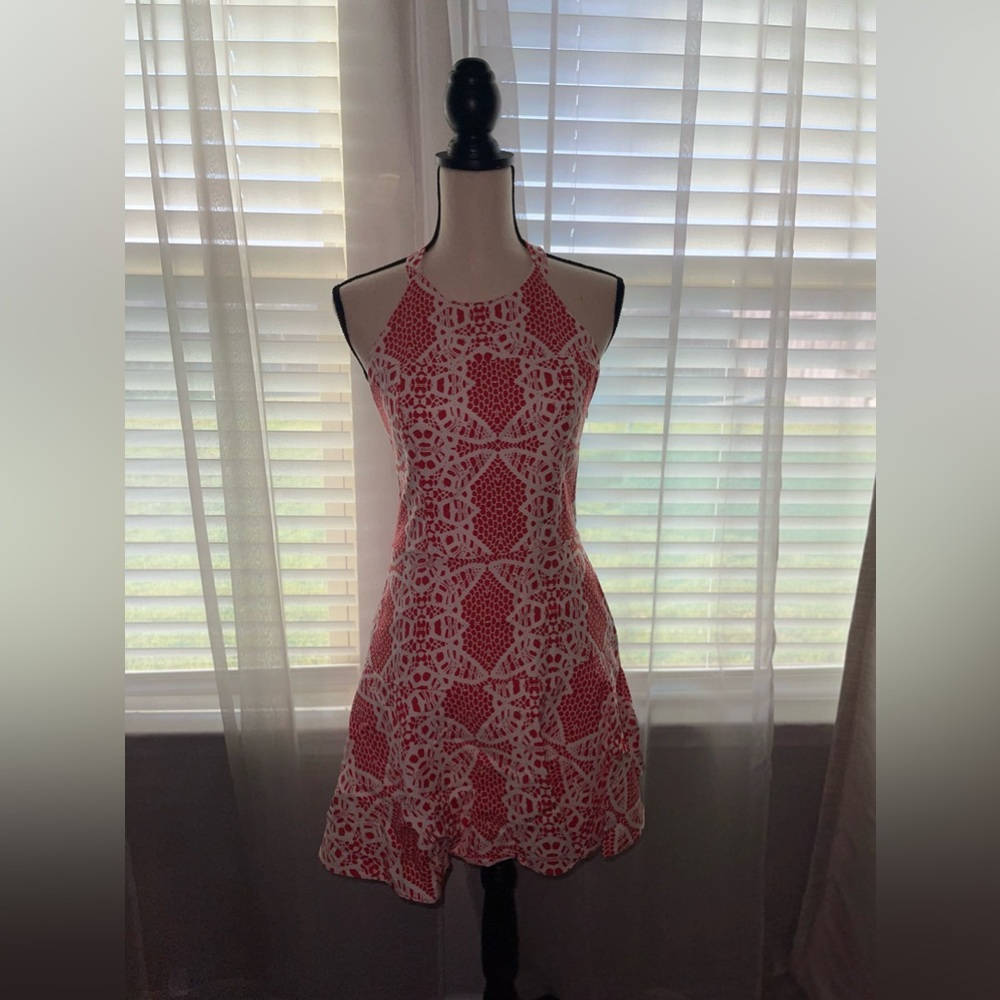 New Parker Coral Red/White Lace Halter Open Back Mini Dress Size Medium